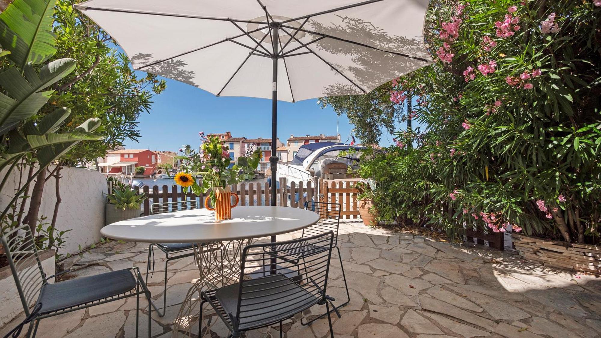 Appartement Amour Terrasse Sur L'Eau Grimaud Exterior foto